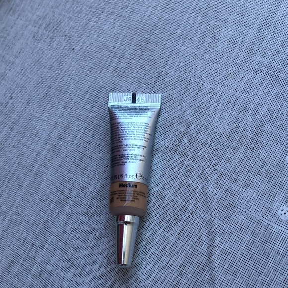 It Cosmetics CC+ Color Correcting Full Coverage Cream/NWT - Picture 6 of 6